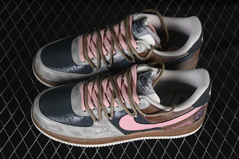 All categories Nk Air Force 1 Air Force series Nk Air Force 1 Low Air Force low-top Nike Air Force 1'07 Low "Mist Powder Diary" Hand-painted graffiti Mist powder diary Air Force 1 low-top casual sneakers CW1888-680
